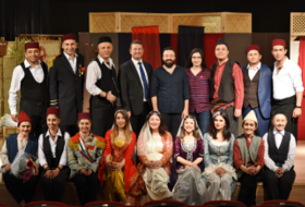 Kale Tiyatro Kulübü Asma Kilit Kaçuv Yararına Sahne Aldı